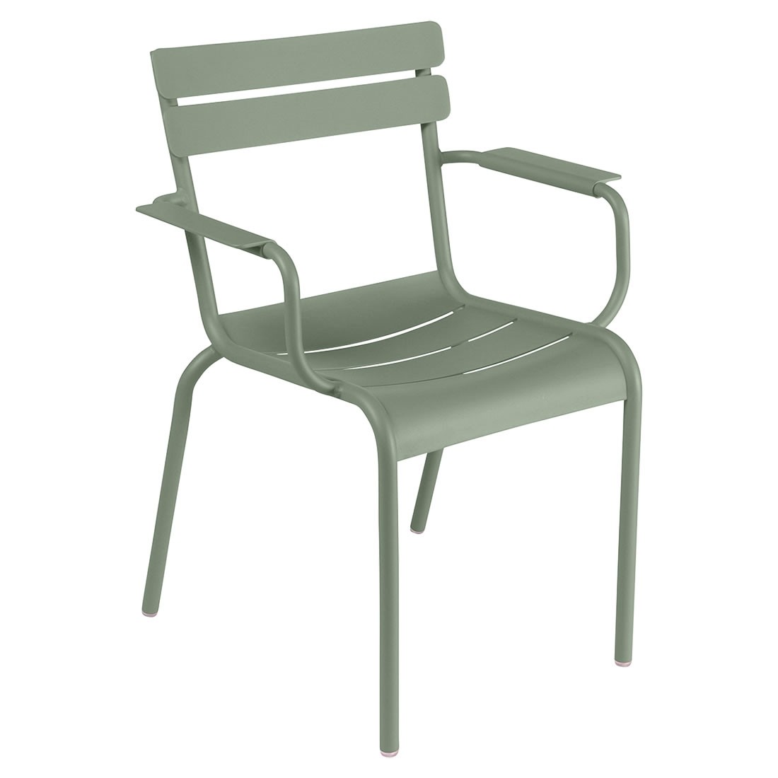 Fermob Sessel Luxembourg. Ein federleichter, stapelbarer Sessel aus Aluminium mit Armlehnen, für Ihren Garten, Balkon oder Terrasse.